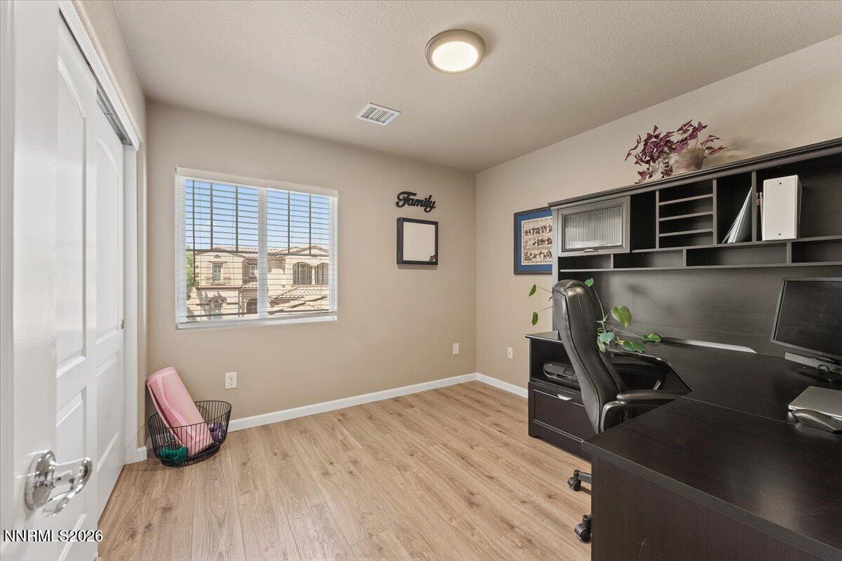 1860 Braemore Drive Reno, NV 89521 - Photo 20 of 26 28-1860 Braemore Drive Reno NV 89521 (28