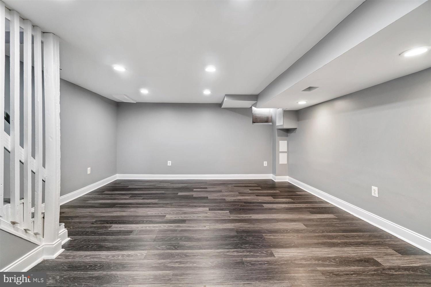 420 Torner Road Baltimore, MD 21221 - Photo 24 of 33