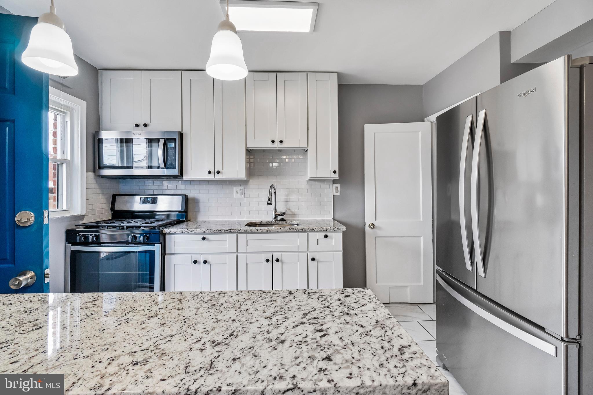 420 Torner Road Baltimore, MD 21221 - Photo 6 of 33