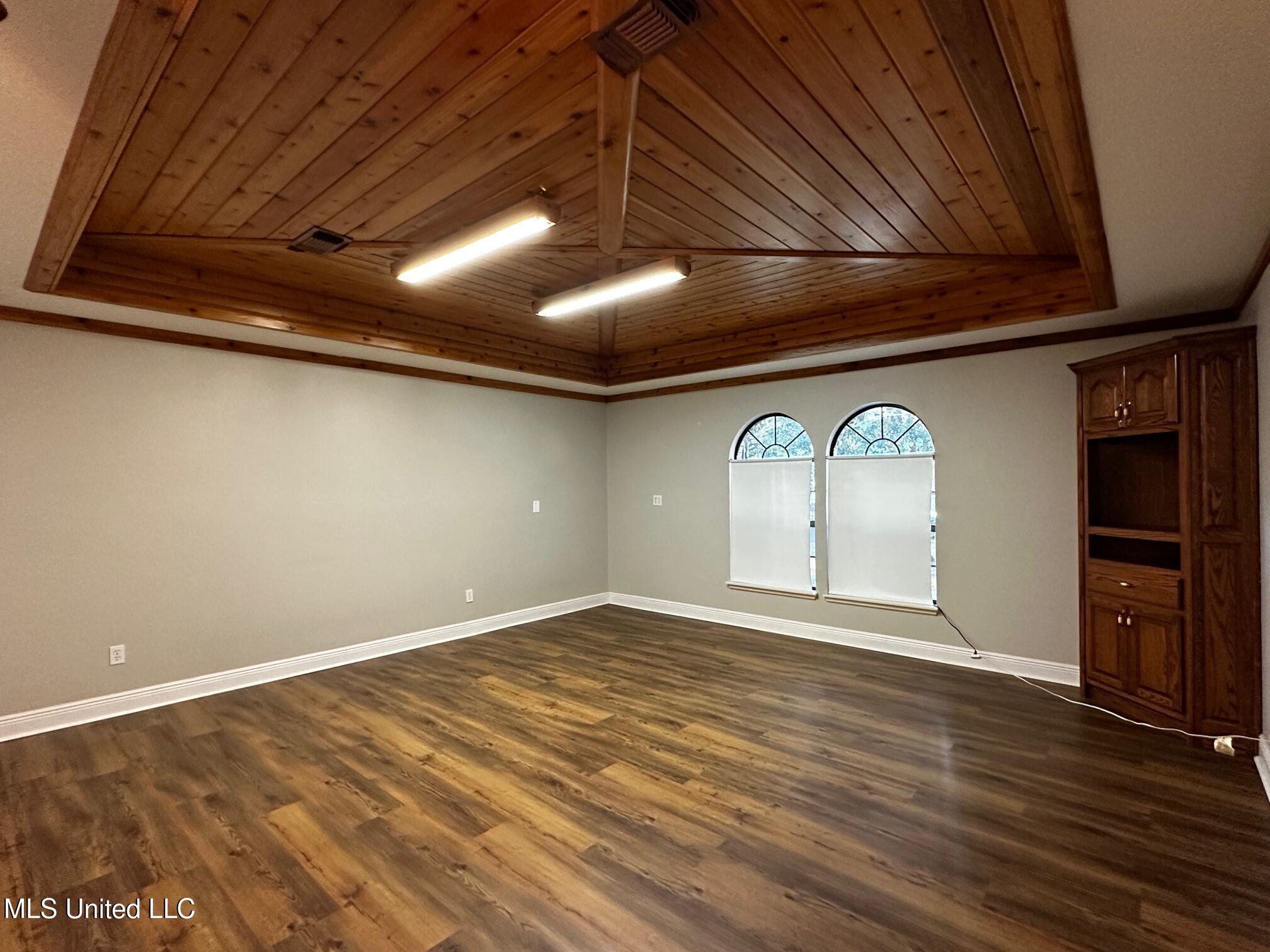 704 Hidden Oaks Drive Ocean Springs, MS 39564 - Photo 7 of 19 Gameroom