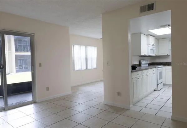 $1,490 | 9900 Sweepstakes Lane, Unit 6, Orlando, FL 32837