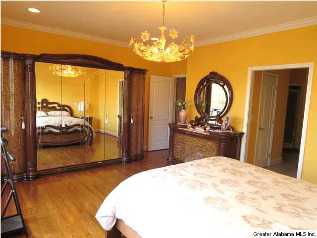 826 Meadow Ridge Lane Birmingham, AL 35242 - Photo 14 of 26