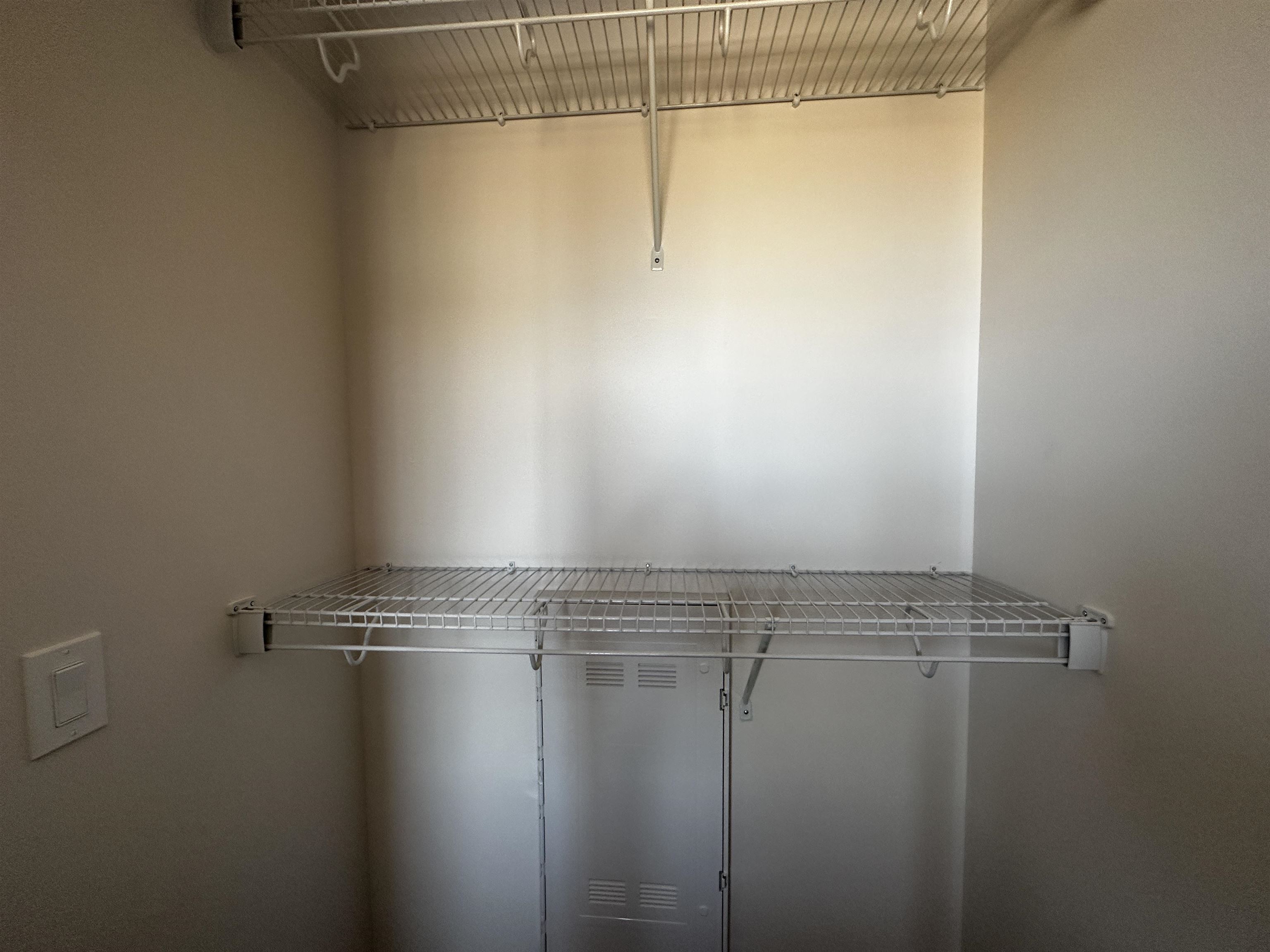 409 Elm Street, Unit 406 Manchester, NH 03101 - Photo 16 of 33