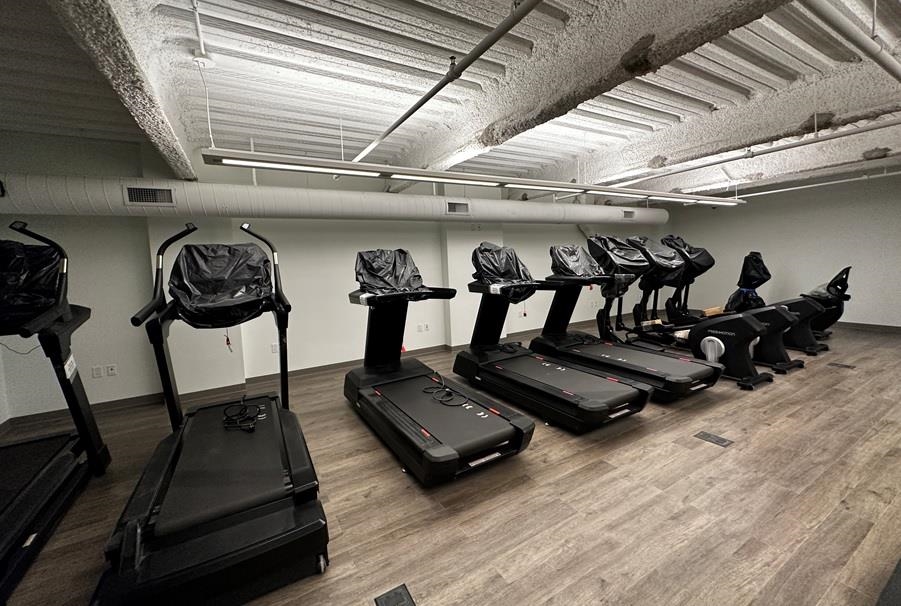 409 Elm Street, Unit 406 Manchester, NH 03101 - Photo 25 of 33