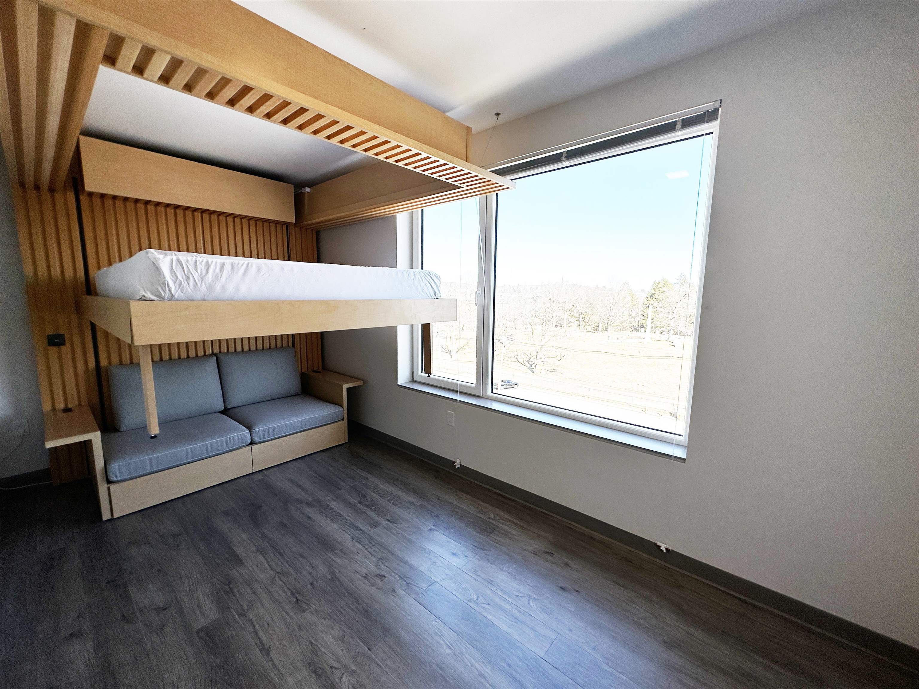 409 Elm Street, Unit 406 Manchester, NH 03101 - Photo 33 of 33