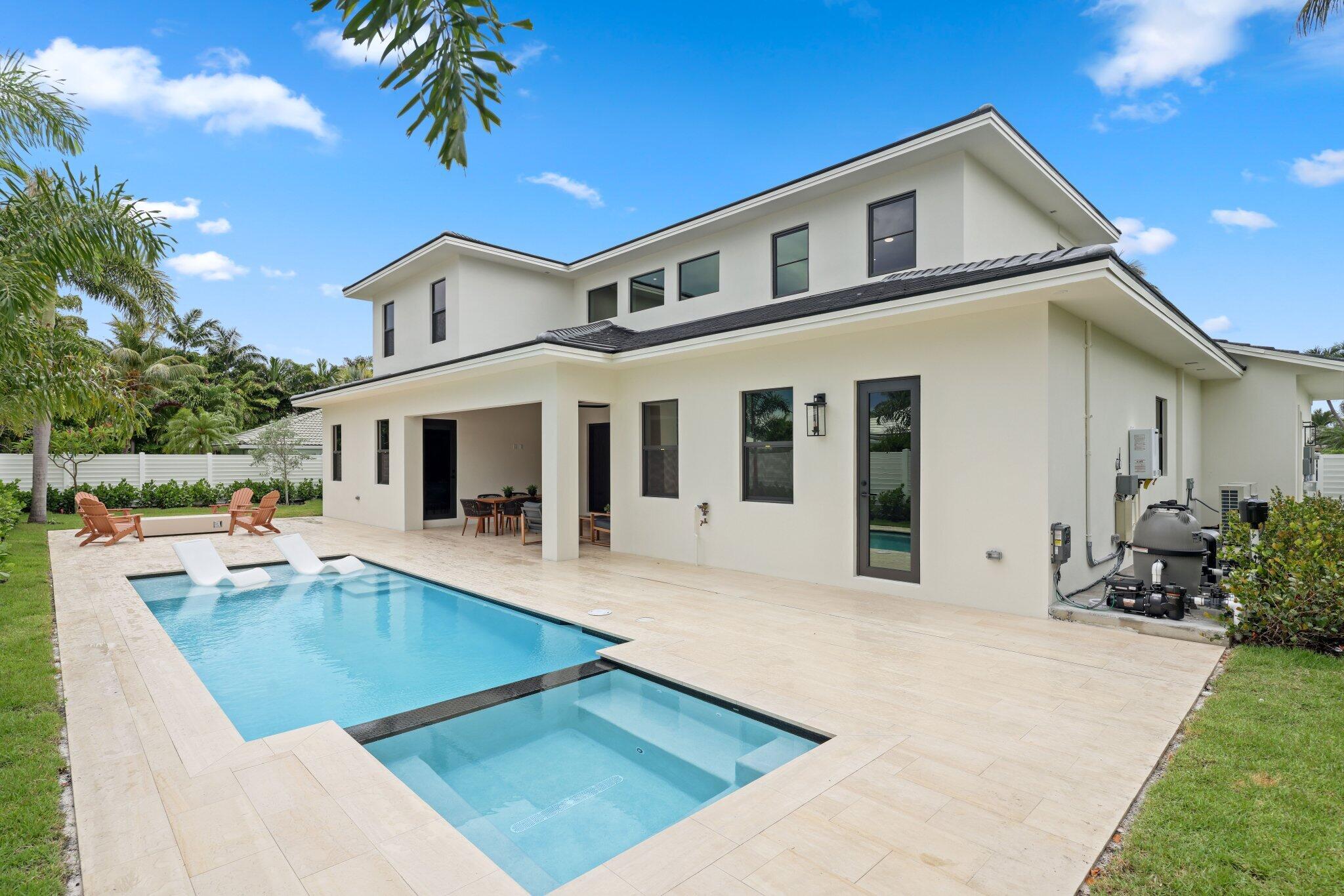 1160 Emerald Lane Riviera Beach, FL 33404 - Photo 11 of 86 1160 Emerald Lane - 44.jpg-SMALL