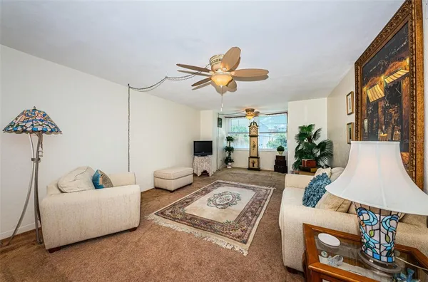 $124,500 | 841 4th Avenue North, Unit 21, St. Petersburg, FL 33701