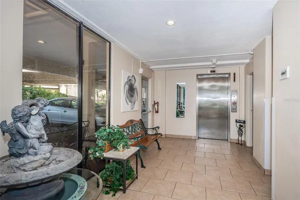 $124,500 | 841 4th Avenue North, Unit 21, St. Petersburg, FL 33701