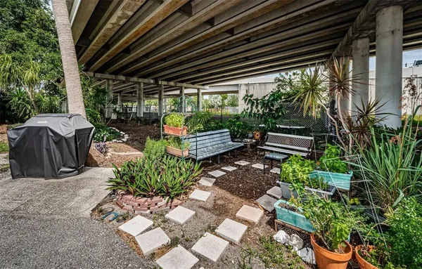 $124,500 | 841 4th Avenue North, Unit 21, St. Petersburg, FL 33701