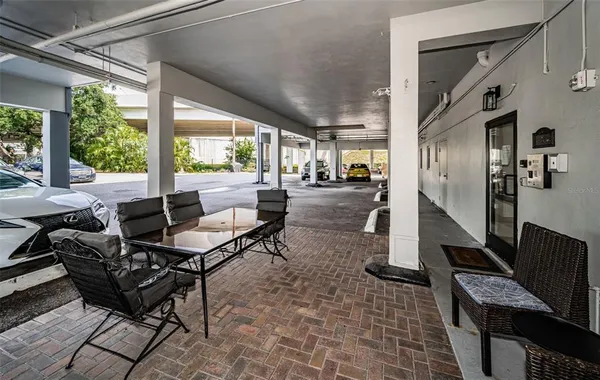 $124,500 | 841 4th Avenue North, Unit 21, St. Petersburg, FL 33701