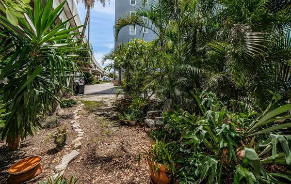 $124,500 | 841 4th Avenue North, Unit 21, St. Petersburg, FL 33701