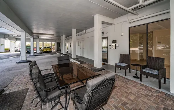 $124,500 | 841 4th Avenue North, Unit 21, St. Petersburg, FL 33701