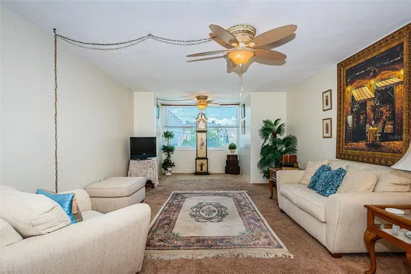 $124,500 | 841 4th Avenue North, Unit 21, St. Petersburg, FL 33701
