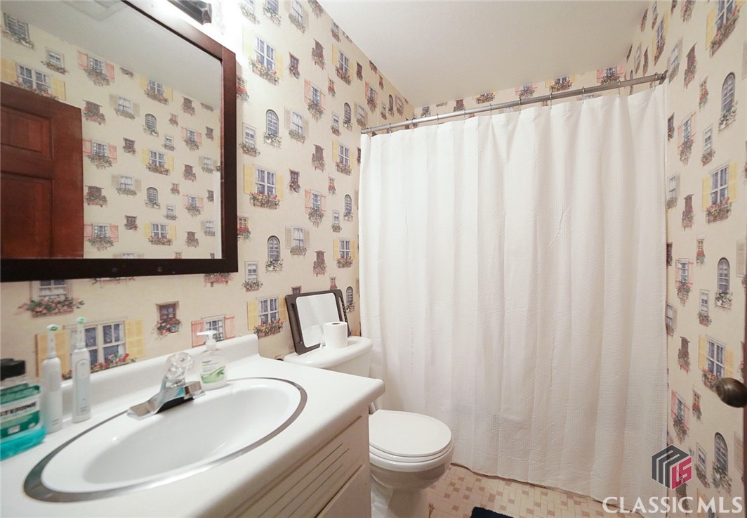 130 Robin Road Athens, GA 30605 - Photo 35 of 54