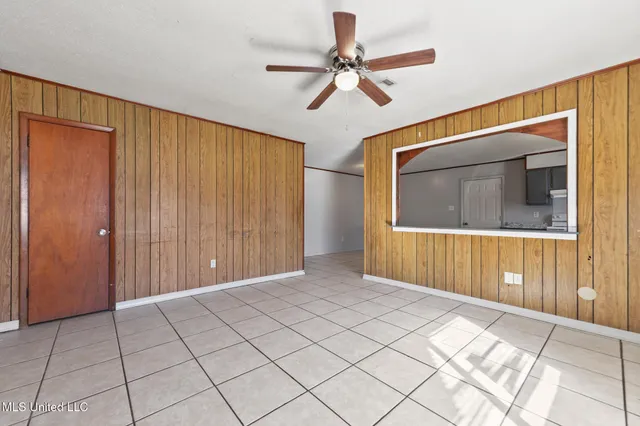 $97,900 | 3825 Jeffery Road, Moss Point, MS 39562