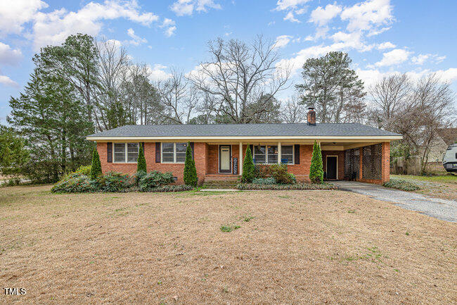 78 Eagle Road Coats, NC 27521 - Photo 1 of 24 001_img_2750-edit_639