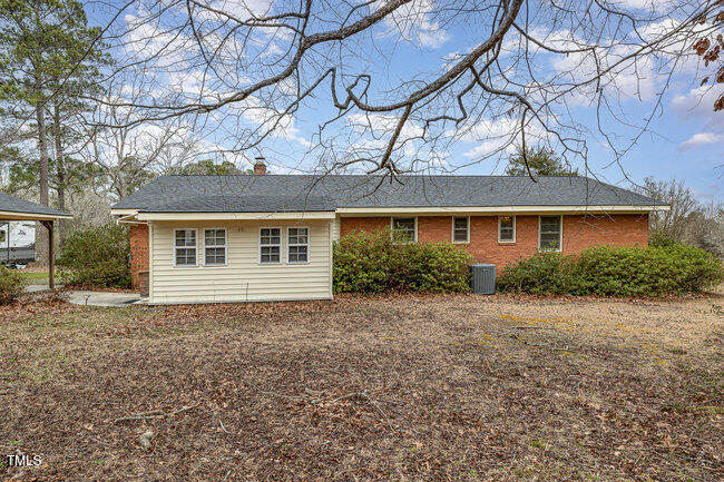 78 Eagle Road Coats, NC 27521 - Photo 22 of 24 025_img_2758-edit_663