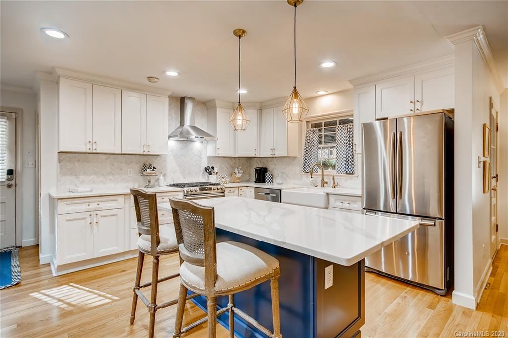 521 Sandridge Road Charlotte, NC 28210 - Photo 11 of 28 Gallery Image 11