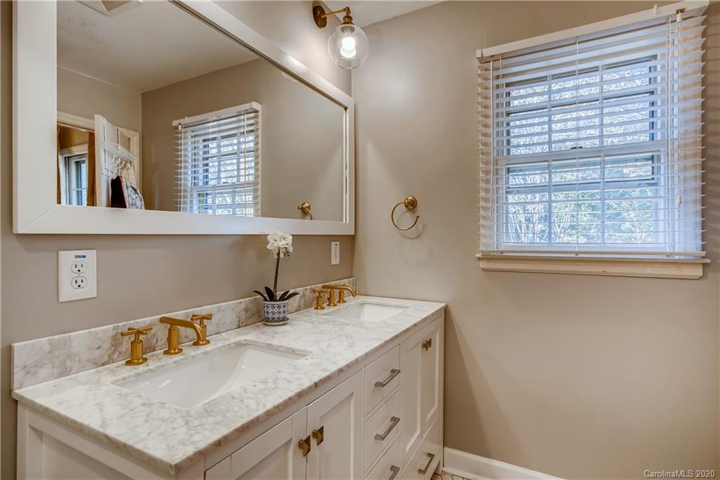 521 Sandridge Road Charlotte, NC 28210 - Photo 19 of 28 Gallery Image 19
