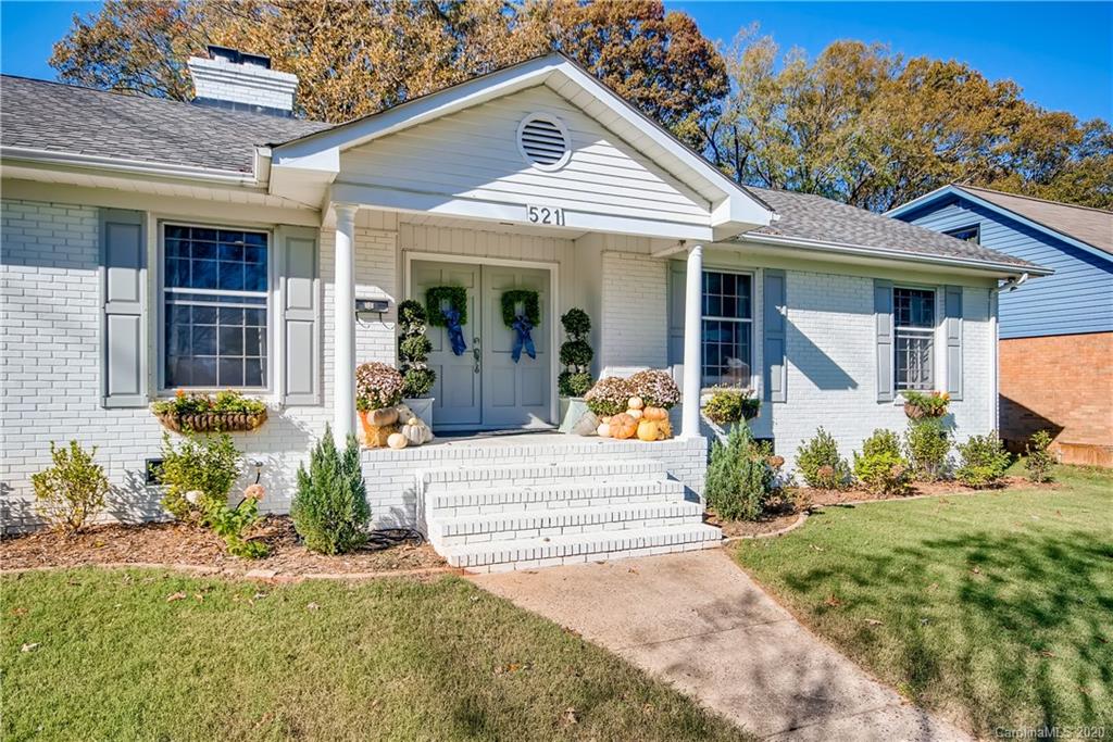 521 Sandridge Road Charlotte, NC 28210 - Photo 3 of 28 Gallery Image 3