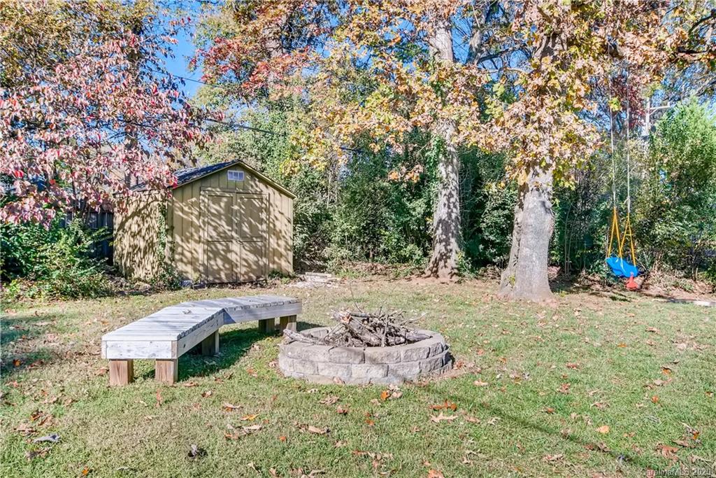 521 Sandridge Road Charlotte, NC 28210 - Photo 26 of 28 Gallery Image 26