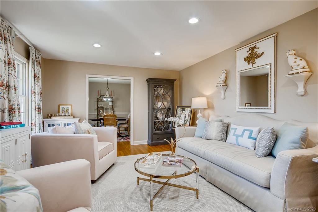 521 Sandridge Road Charlotte, NC 28210 - Photo 7 of 28 Gallery Image 7