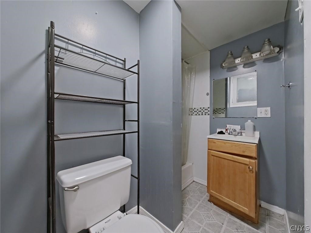 418 Bacon Street Utica, NY 13501 - Photo 24 of 48