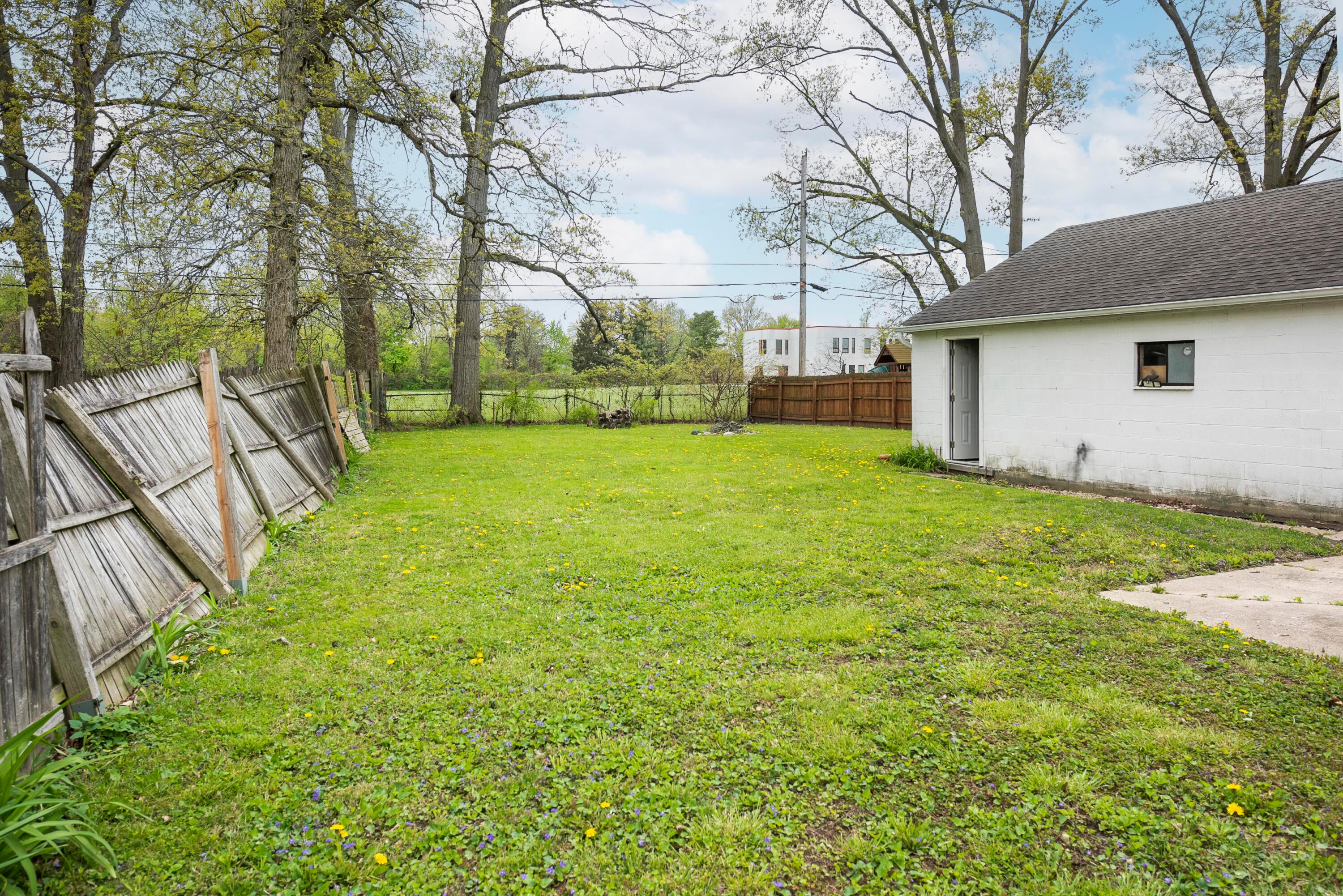 1615 Case Road Columbus, OH 43224 - Photo 32 of 35 Rear Yard