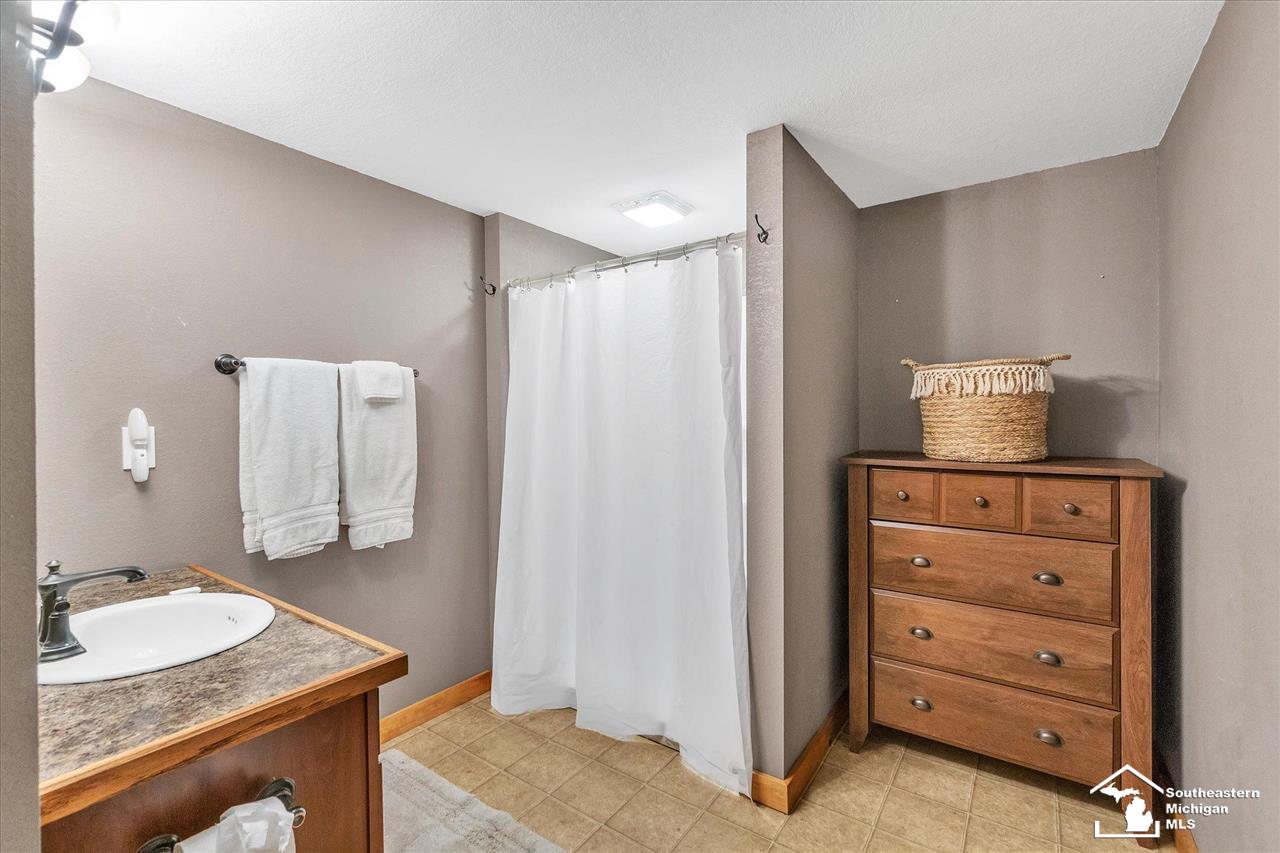 2800 Consear Road Lambertville, MI 48144 - Photo 35 of 49 50075746-34.JPG
