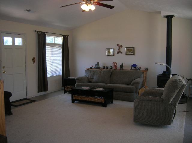 22025 West Jacobs Road Spokane, WA 99224 - Photo 2 of 8