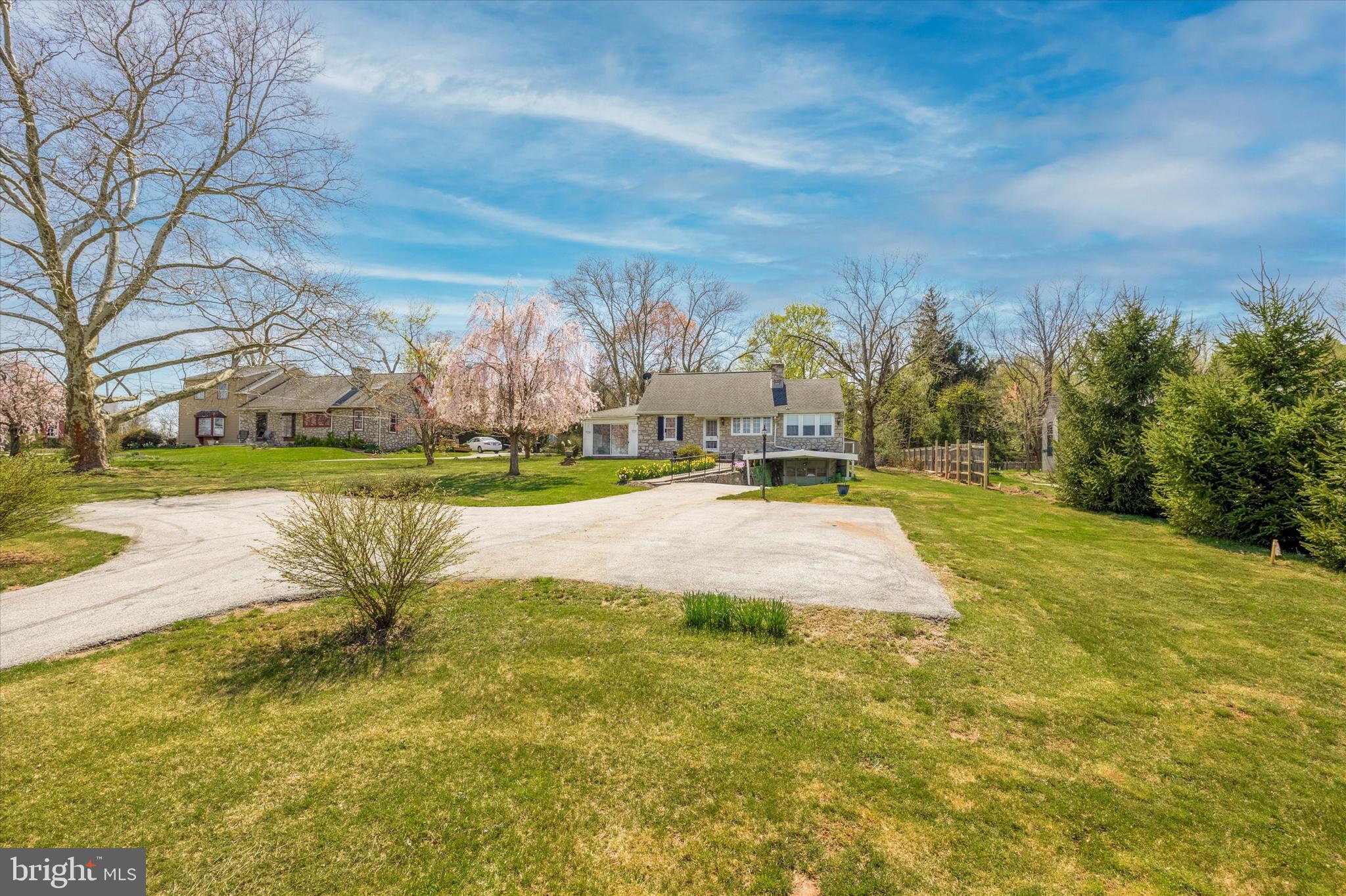 384 Coldstream Road Phoenixville, PA 19460 - Photo 8 of 32 Gallery Image 8