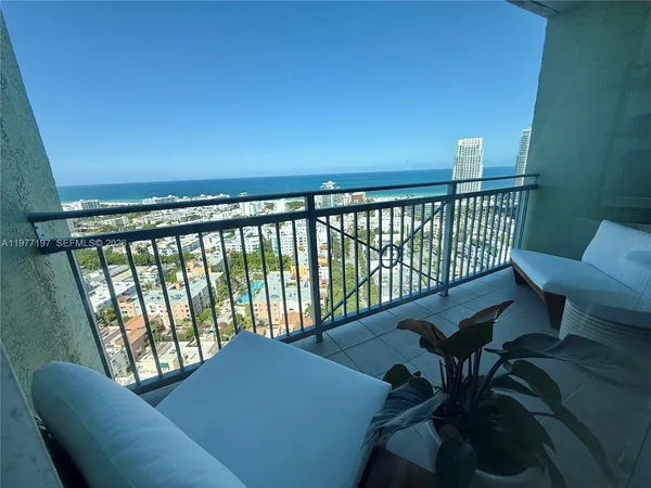 $5,000 | 90 Alton Road, Unit 3007, Miami Beach, FL 33139
