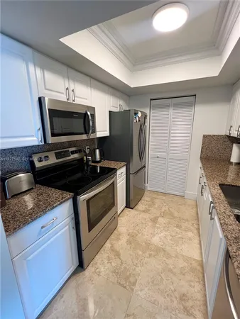 $5,000 | 90 Alton Road, Unit 3007, Miami Beach, FL 33139