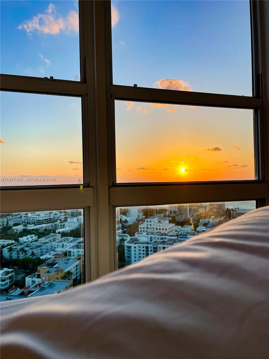 90 Alton Road, Unit 3007 Miami Beach, FL 33139 - Photo 17 of 31