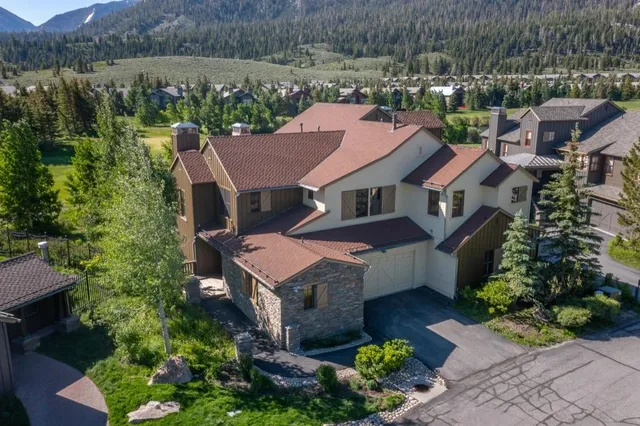 $1,799,000 | 1185 Pyramid Peak Drive, Unit 1185, Mammoth Lakes, CA 93546