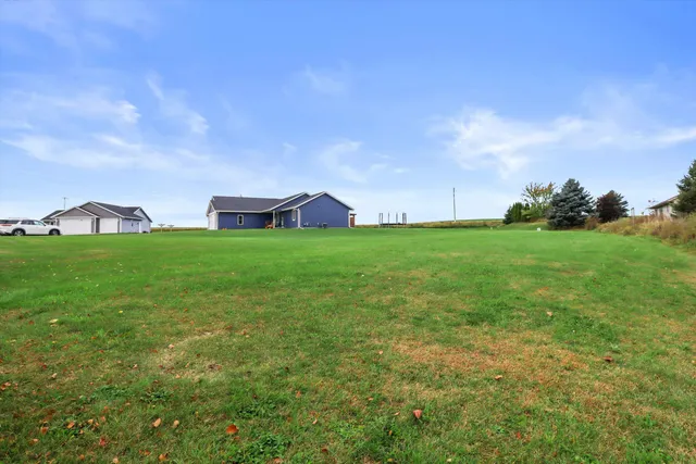 $469,900 | 104 Carolyn Court, Eden, WI 53019