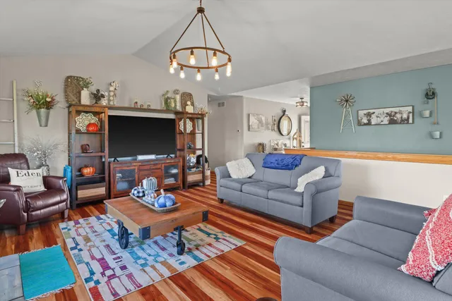 $469,900 | 104 Carolyn Court, Eden, WI 53019