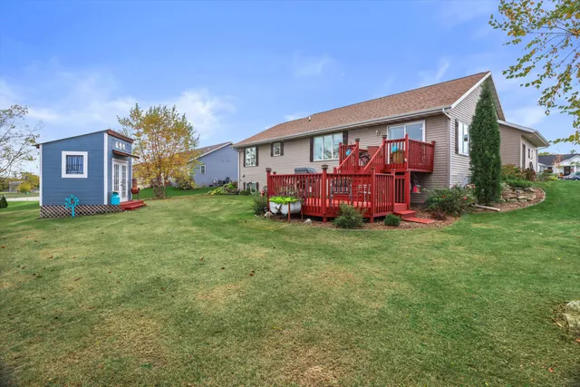 $469,900 | 104 Carolyn Court, Eden, WI 53019