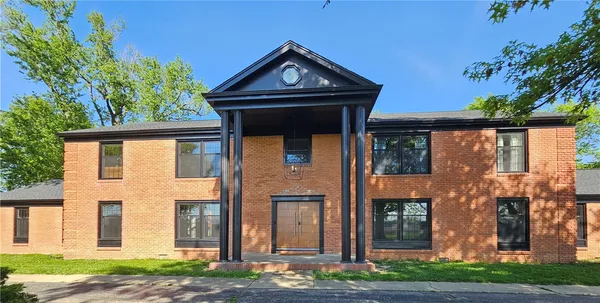 $465,000 | 756 County Road 2350E, Casey, IL 62420