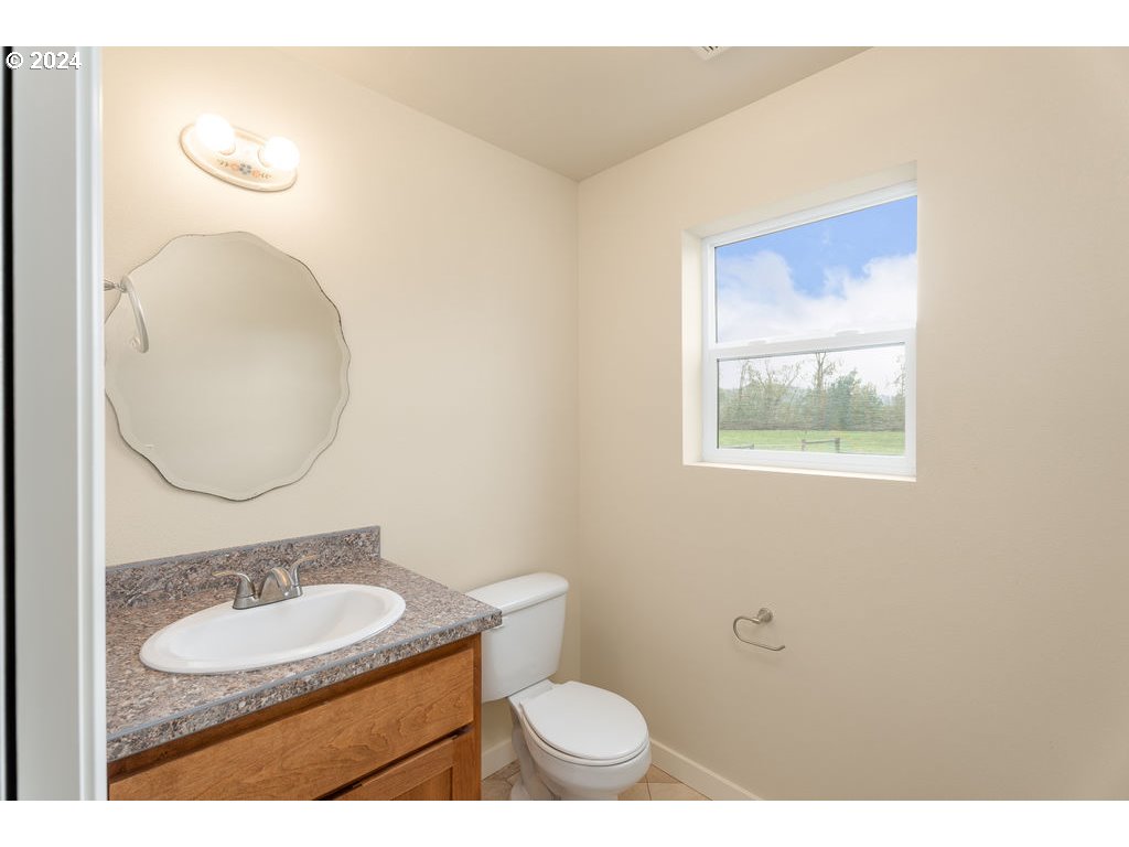 2253 Dairy Loop Road Roseburg, OR 97471 - Photo 19 of 47 Gallery Image 19