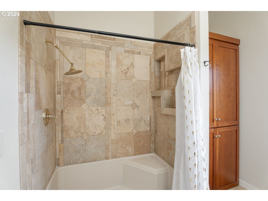 2253 Dairy Loop Road Roseburg, OR 97471 - Photo 22 of 47 Gallery Image 22