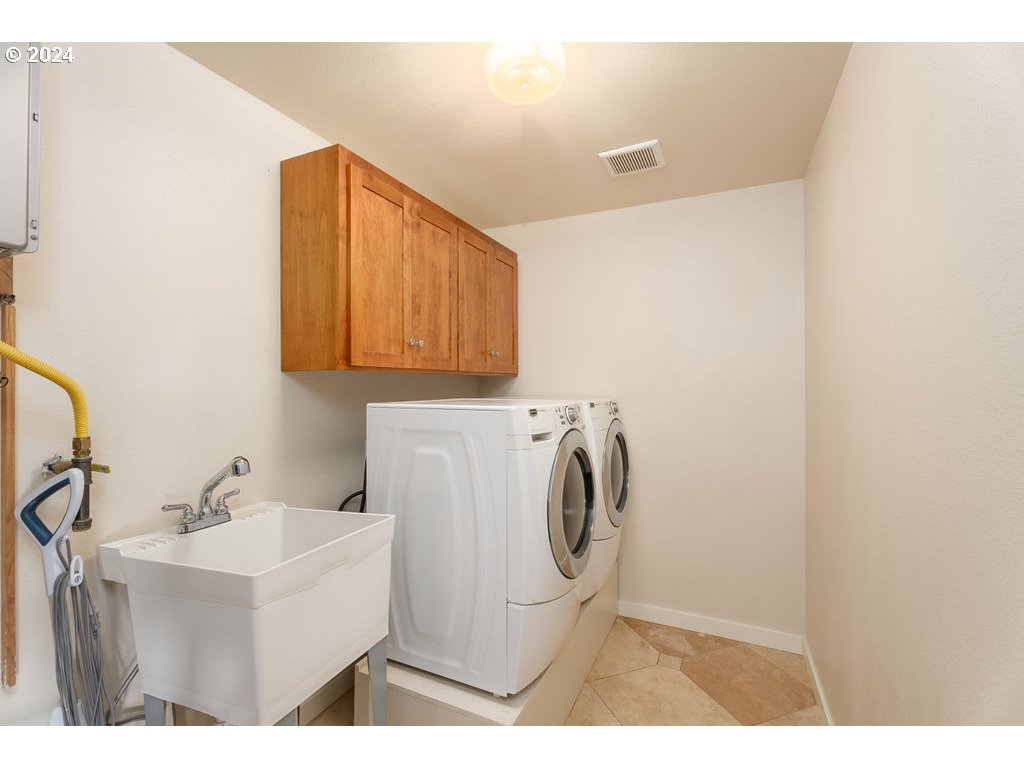 2253 Dairy Loop Road Roseburg, OR 97471 - Photo 28 of 47 Gallery Image 28