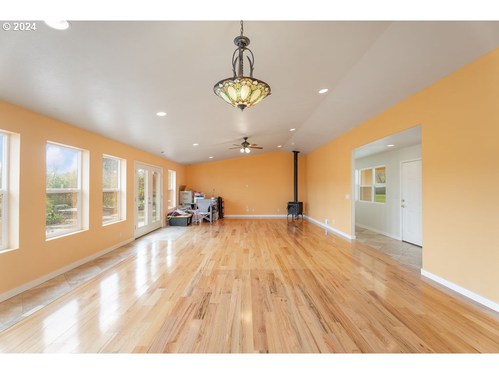 2253 Dairy Loop Road Roseburg, OR 97471 - Photo 8 of 47 Gallery Image 8