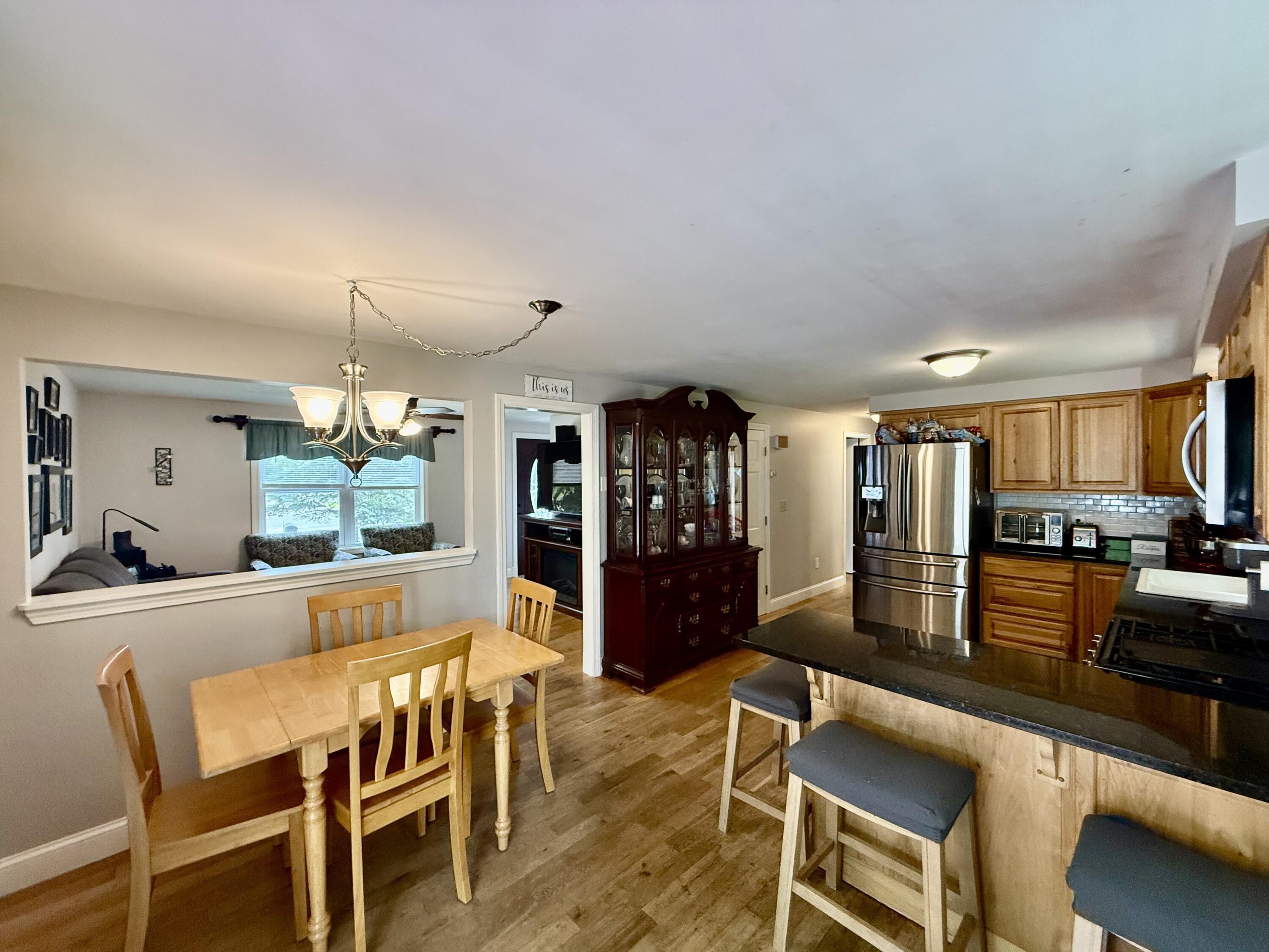 528 Roosevelt Trail Windham, ME 04062 - Photo 6 of 22 IMG_8329