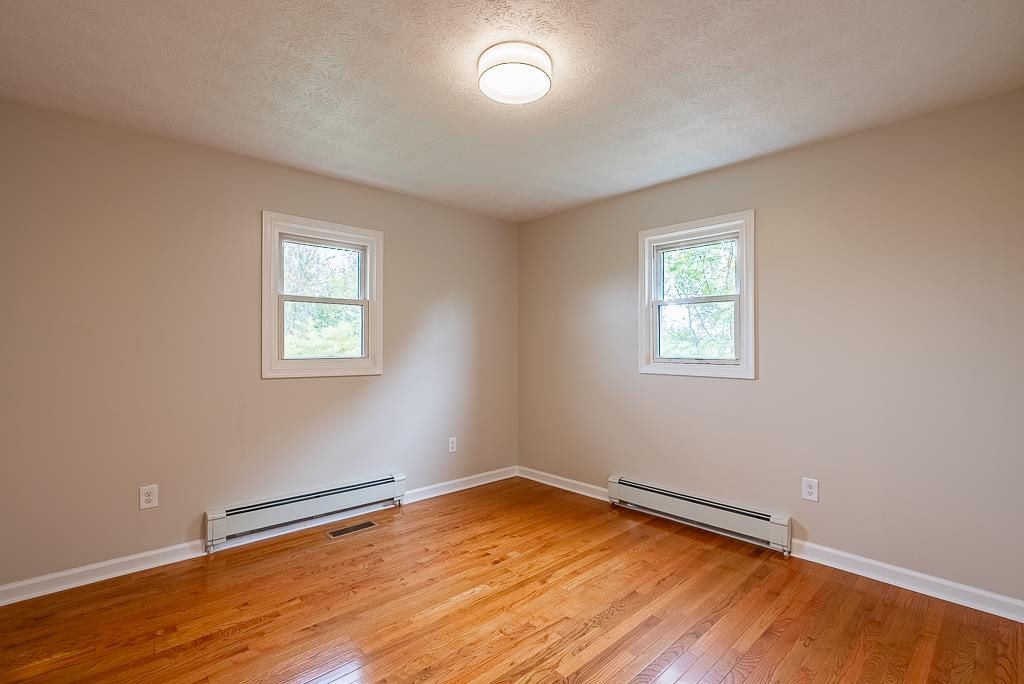 212 Esther's Lookout Shenandoah, VA 22849 - Photo 33 of 68 an empty room with a window