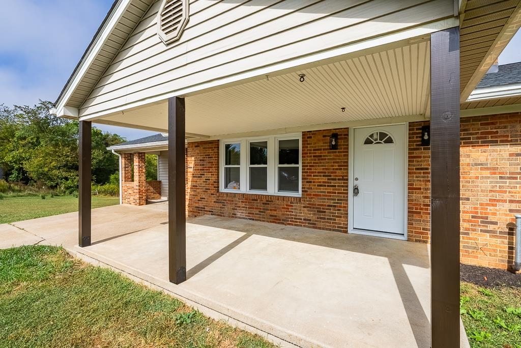 212 Esther's Lookout Shenandoah, VA 22849 - Photo 5 of 68