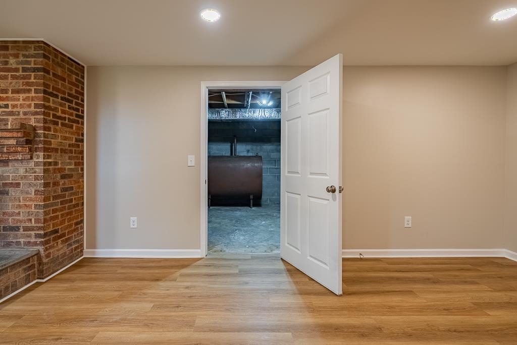 212 Esther's Lookout Shenandoah, VA 22849 - Photo 53 of 68 a view of a hallway with wooden floor and closet