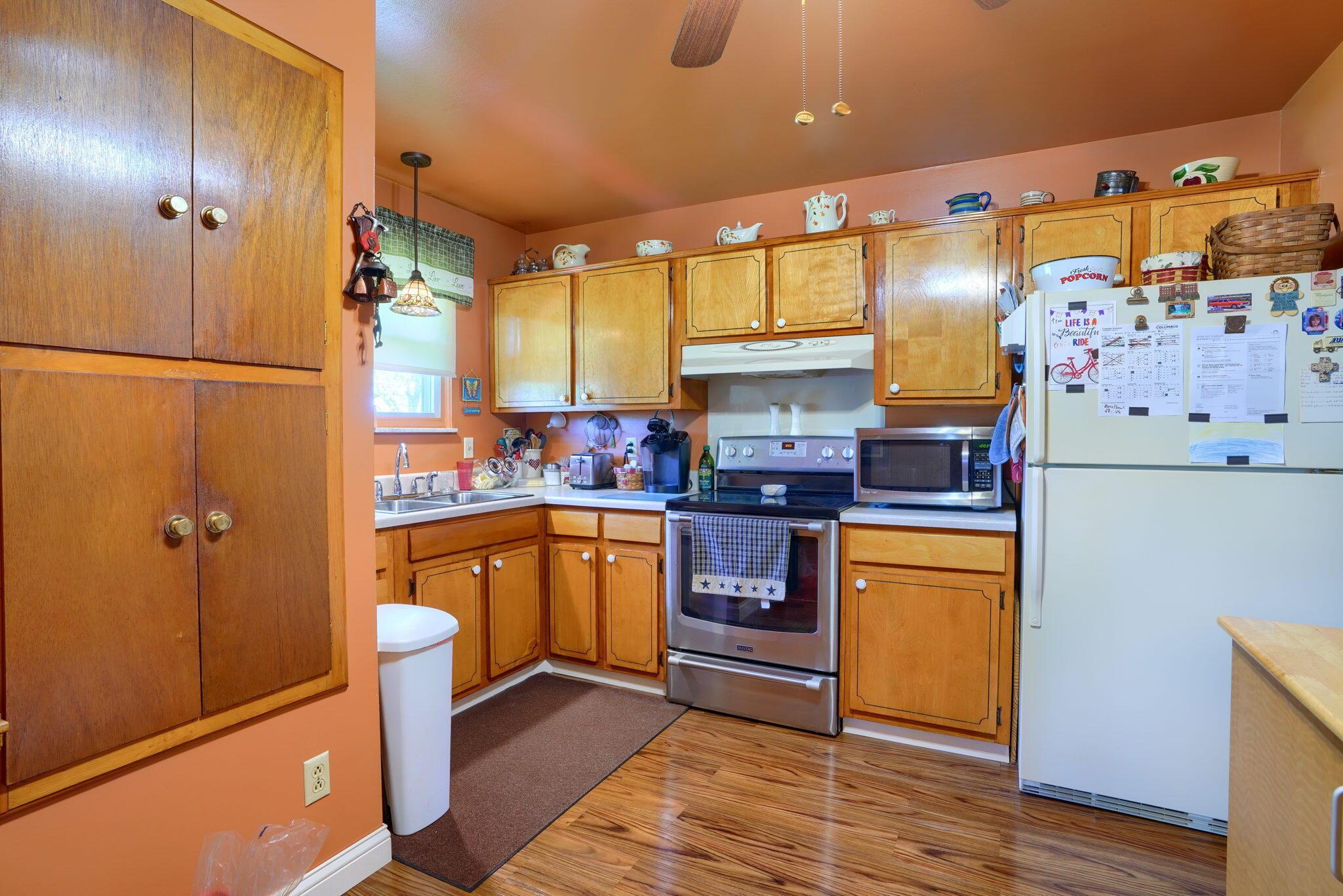 4761 Karl Road Columbus, OH 43229 - Photo 18 of 39 4761 Karl Road (23)