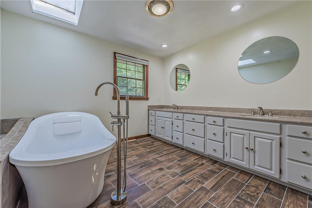 518 Sandy Hill Road Irwin, PA 15642 - Photo 15 of 25 Gallery Image 15