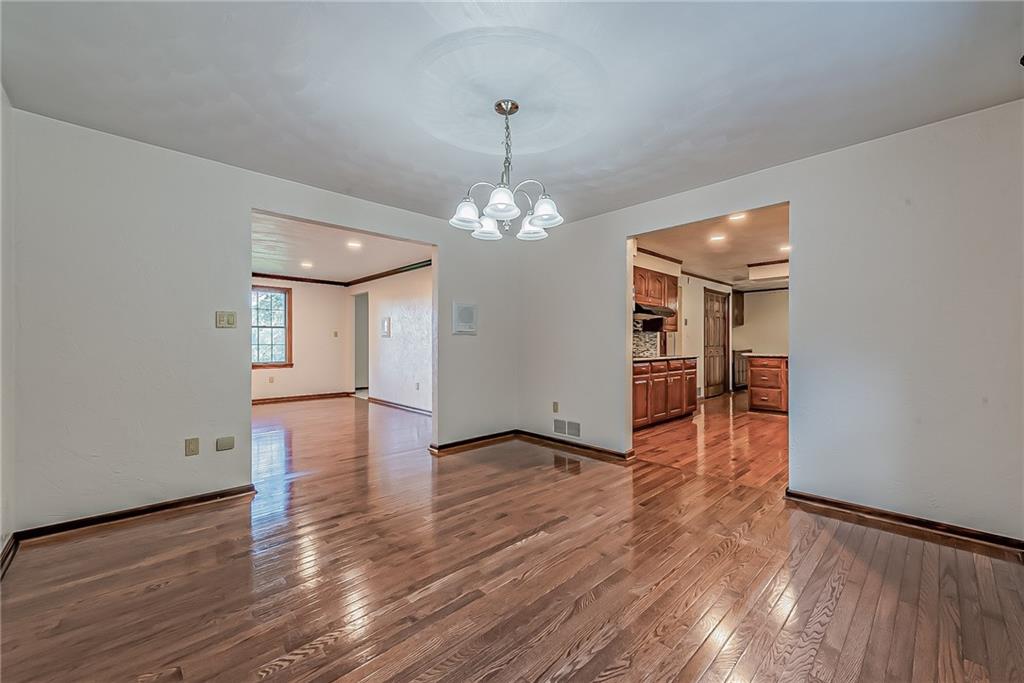 518 Sandy Hill Road Irwin, PA 15642 - Photo 5 of 25 Gallery Image 5